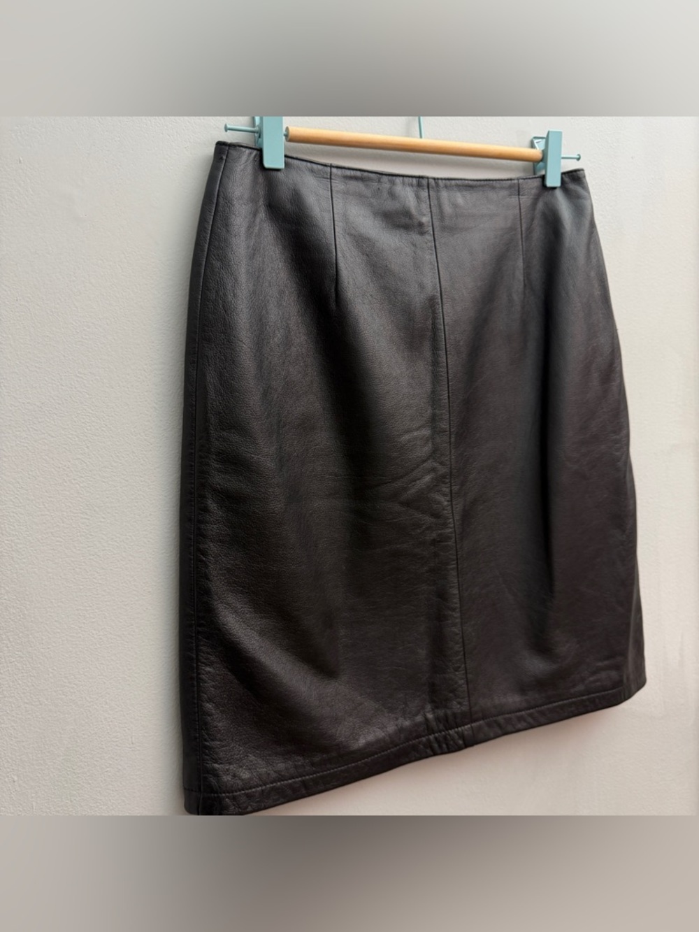 Vintage 90s Wilsons Leather Maxima Skirt, Size 8 - Picture 2 of 5